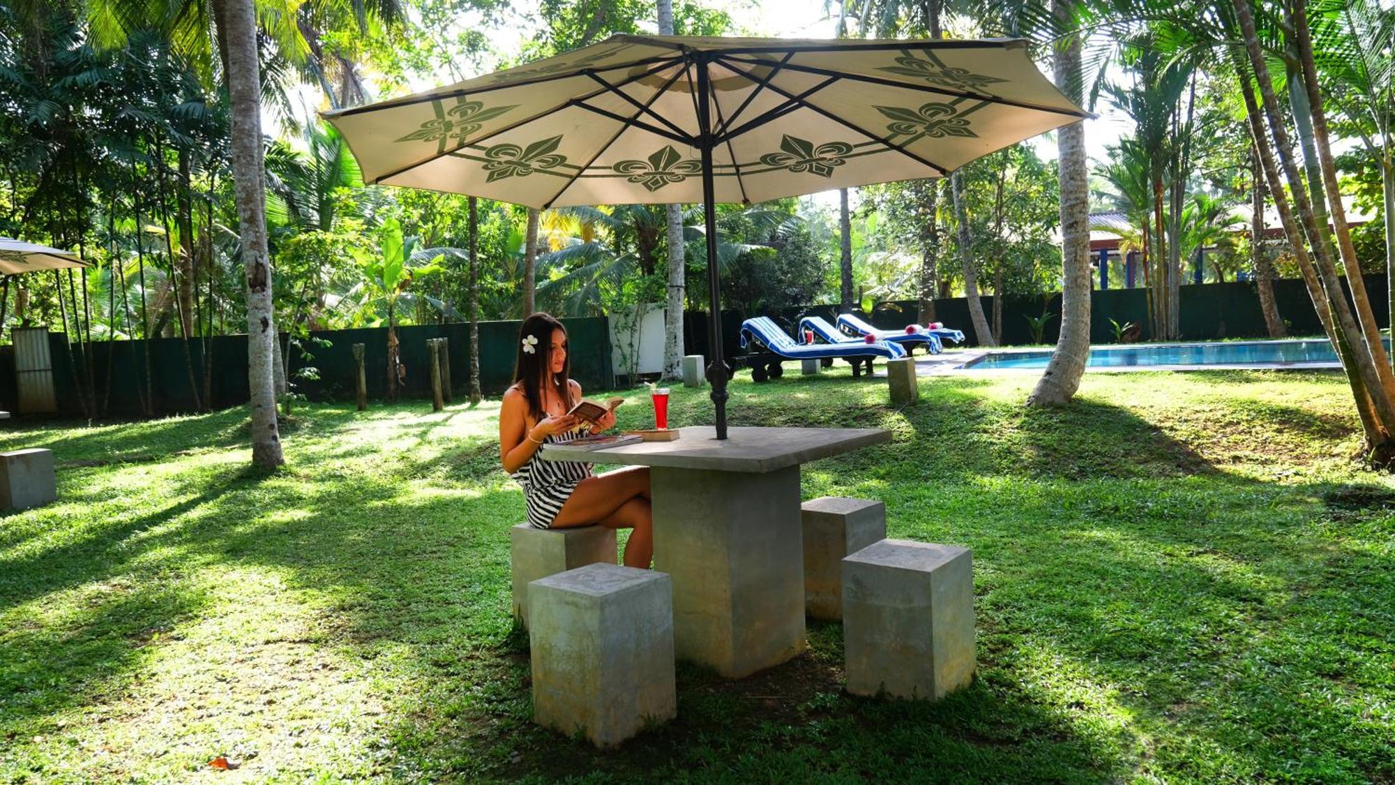 Chandra Villa - LEVEL 1 CERTIFIED Bentota Esterno foto